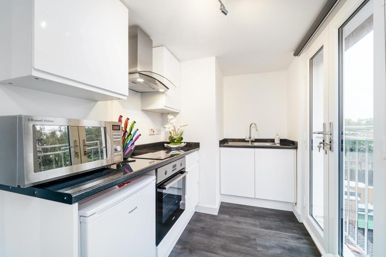 Twickenham Apartments By Charles Teddington Eksteriør billede